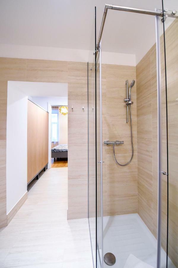 City Centre Chic Apartment Ljubljana 1/4 외부 사진